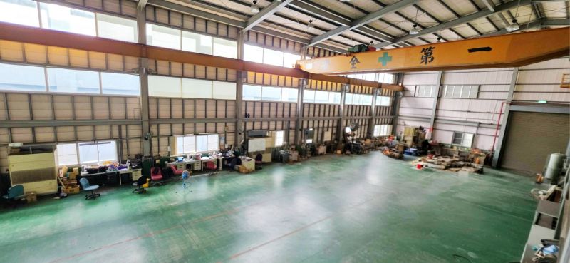 南崁工業區稀有挑高9.5米天車廠房