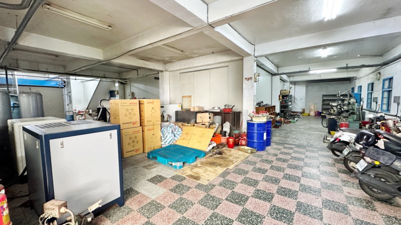 八德邊間19米大面寬廠房~可廠登